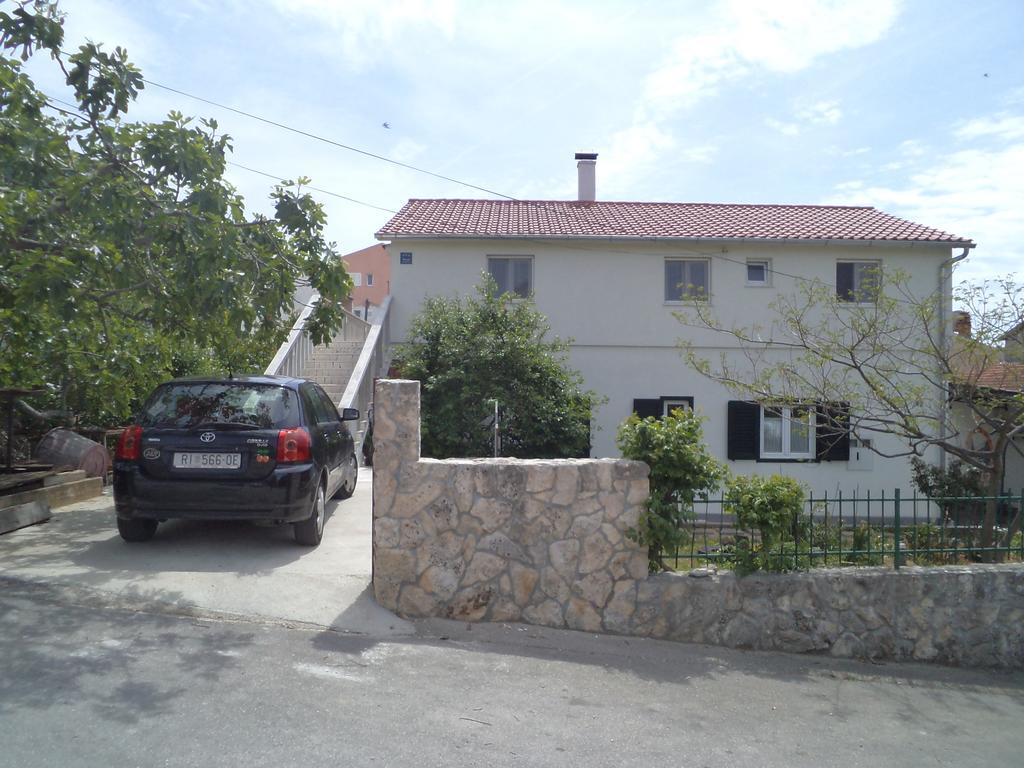 שיבניק Apartment Jole מראה חיצוני תמונה
