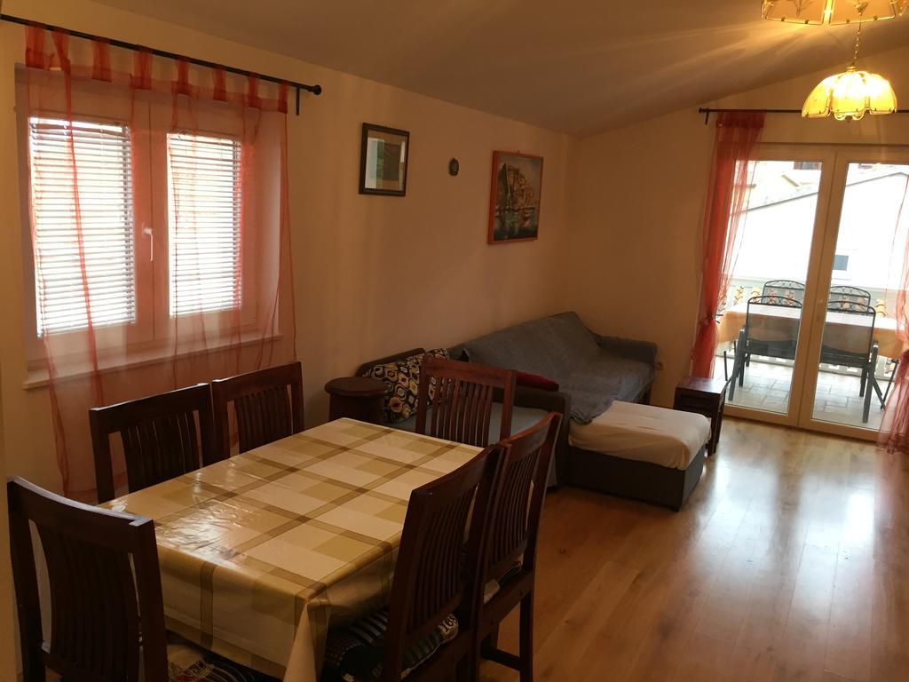 שיבניק Apartment Jole מראה חיצוני תמונה