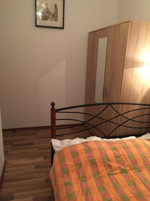 שיבניק Apartment Jole מראה חיצוני תמונה